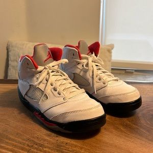 Kids Retro Jordan Sneaker 3Y Unisex Kids Sneakers